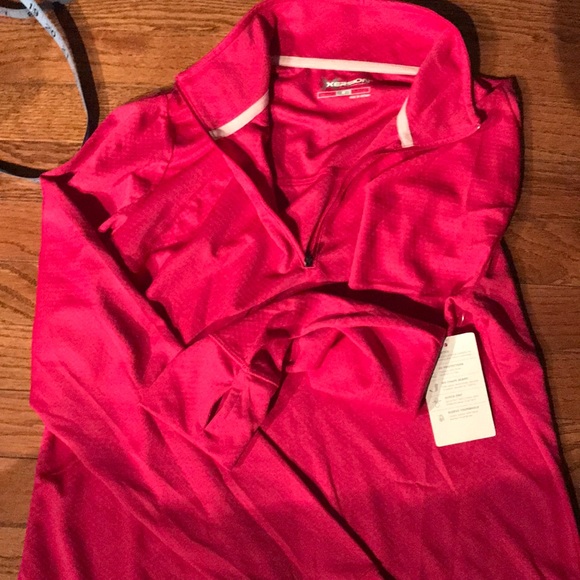 Xersion Tops - 3/50$ NWT long sleeve shirt 👚